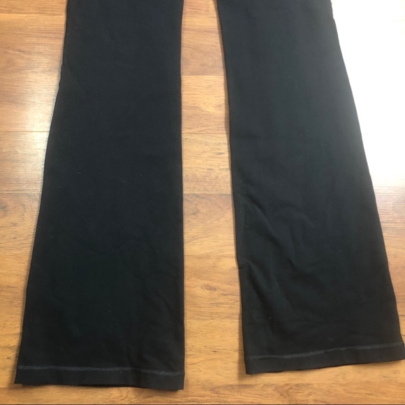 Lululemon Solid Black Stretch Flare Yoga Pants 4 - Picture 8 of 8